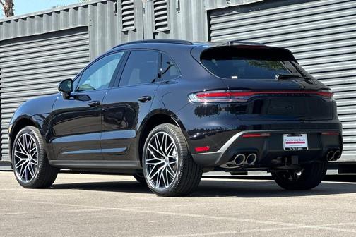 2026 Porsche Macan Macan
