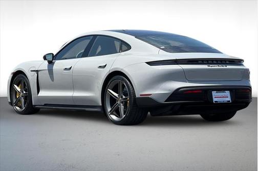 2021 Porsche Taycan Turbo S