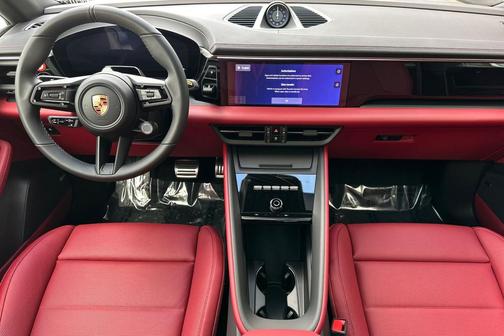 2026 Porsche Macan 4S