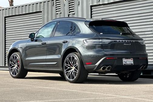 2025 Porsche Macan Macan