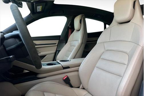 2022 Porsche Taycan 4S