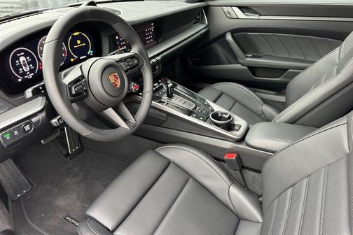 2026 Porsche 911 Carrera