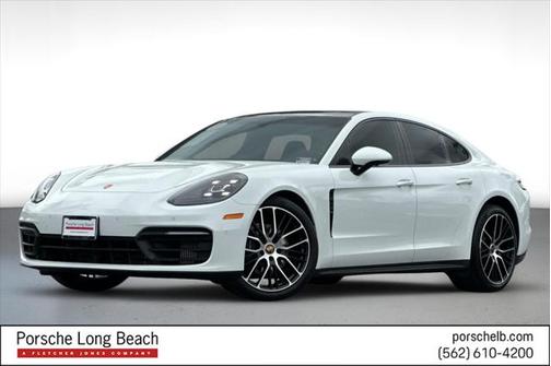 2022 Porsche Panamera 4