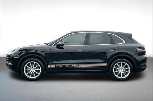 2024 Porsche Cayenne Base (Tiptronic)