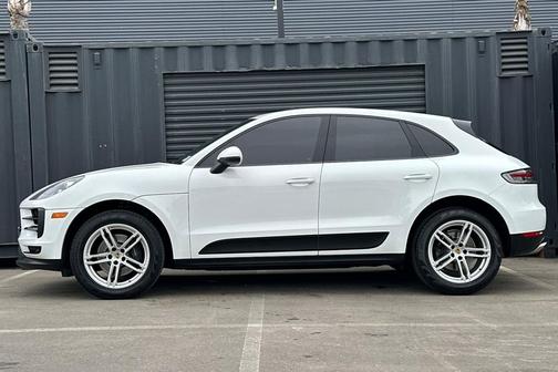 2020 Porsche Macan 
