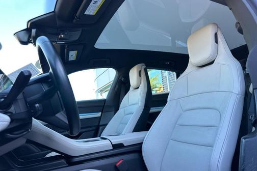 2023 Porsche Taycan 4