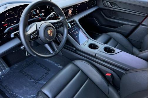 2024 Porsche Taycan Turbo