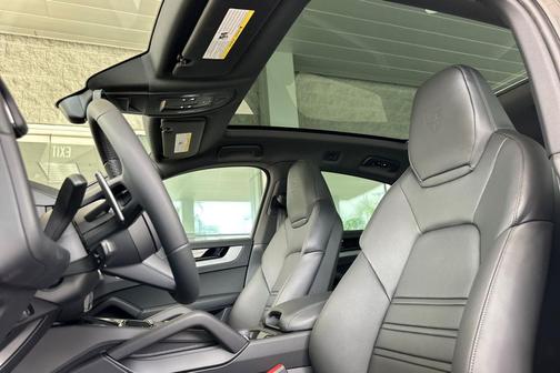 2026 Porsche Cayenne Cayenne S E-Hybrid