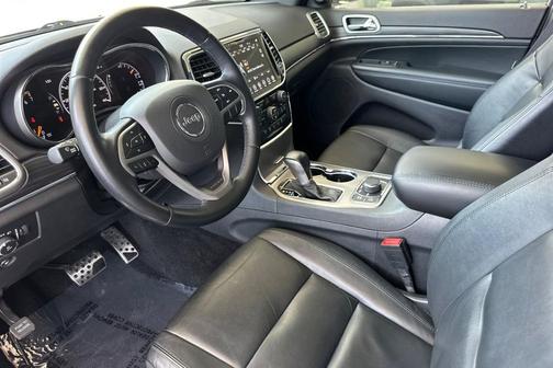 Diamond Black Crystal Pearlcoat 2022 Jeep Grand Cherokee Limited