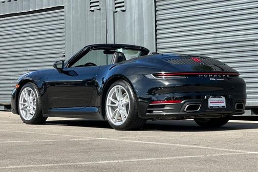 2021 Porsche 911 Carrera