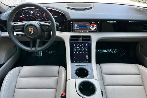 2023 Porsche Taycan 