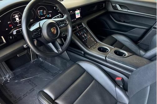2021 Porsche Taycan Turbo