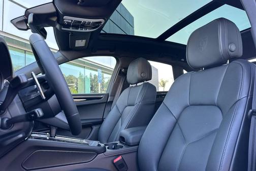 2026 Porsche Macan S