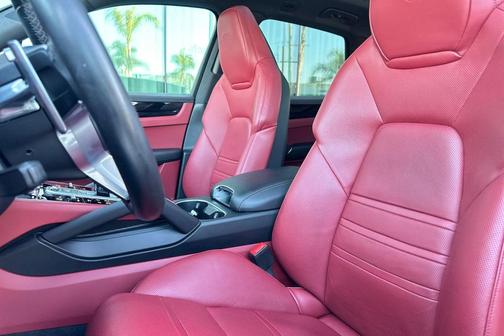 2022 Porsche Cayenne Cayenne