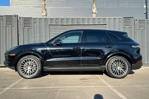 2022 Porsche Cayenne Cayenne