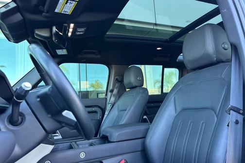 2022 Land Rover Defender 110 S