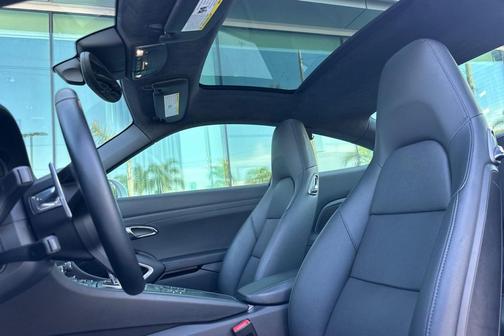 2017 Porsche 911 Carrera 4S