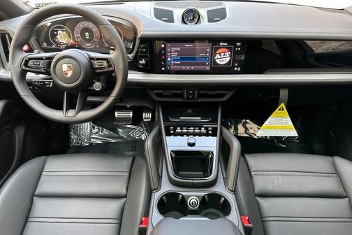 2025 Porsche Cayenne S