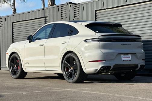 2026 Porsche Cayenne GTS