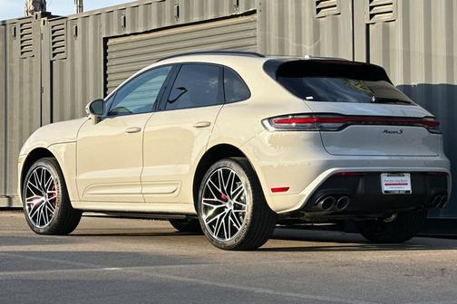 2026 Porsche Macan S