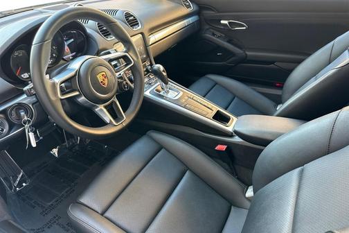 2020 Porsche 718 Cayman