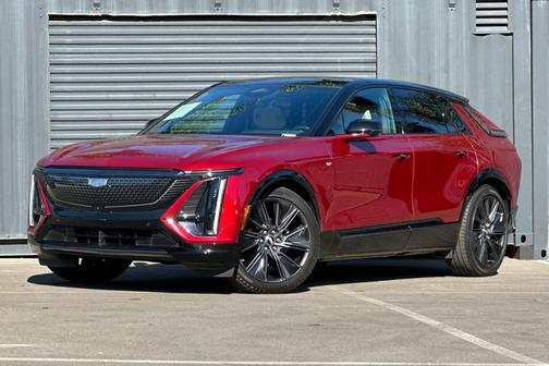 2025 Cadillac LYRIQ Sport