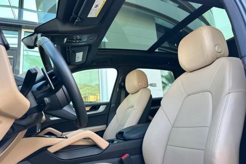 2025 Porsche Cayenne Cayenne