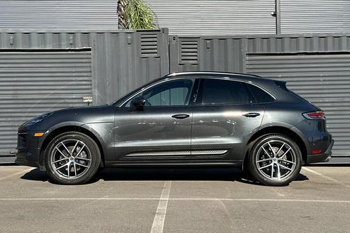 2024 Porsche Macan T