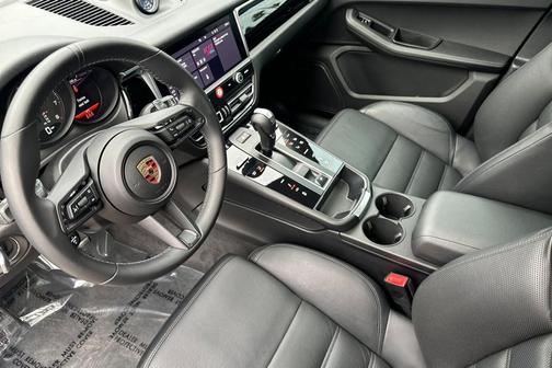 2024 Porsche Macan 