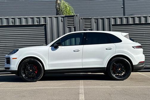 2026 Porsche Cayenne S