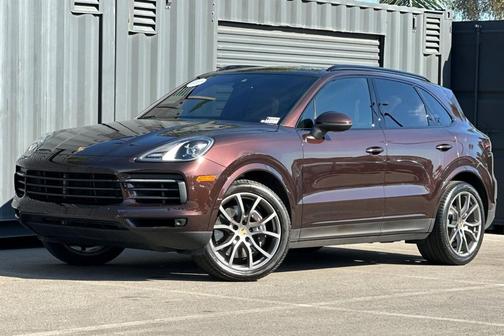 2023 Porsche Cayenne Platinum Edition
