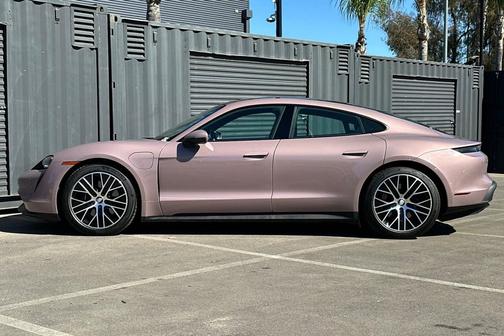 2022 Porsche Taycan