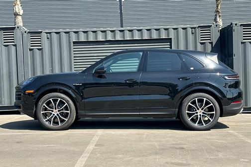 2025 Porsche Cayenne Cayenne
