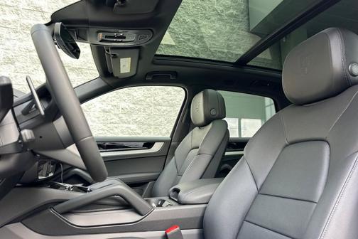 2025 Porsche Cayenne Cayenne