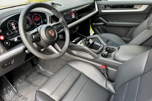 2025 Porsche Cayenne E-Hybrid