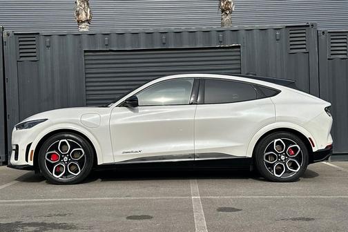 2022 Ford Mustang Mach-E GT