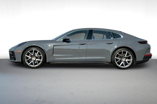 2025 Porsche Panamera