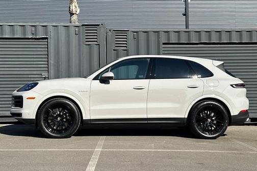 2026 Porsche Cayenne Cayenne E-Hybrid