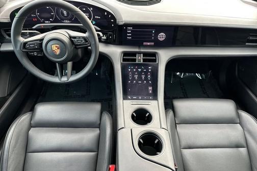 2022 Porsche Taycan Base (A2)