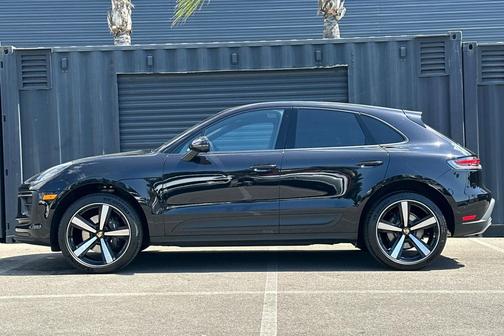 2026 Porsche Macan Macan