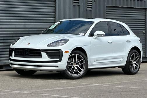 Carrara White Metallic 2023 Porsche Macan Macan