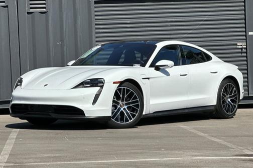 2022 Porsche Taycan 