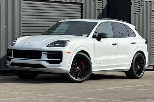 2026 Porsche Cayenne GTS