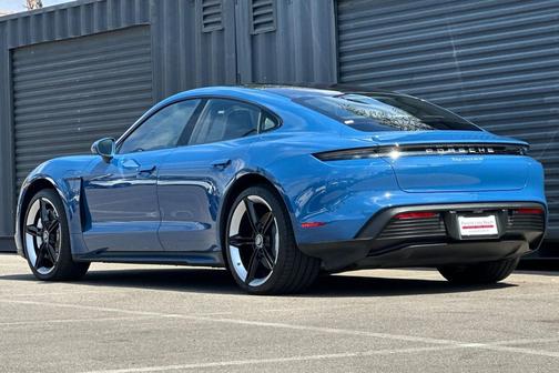 Neptune Blue 2022 Porsche Taycan 4S