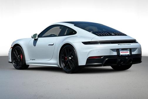2026 Porsche 911 Carrera GTS