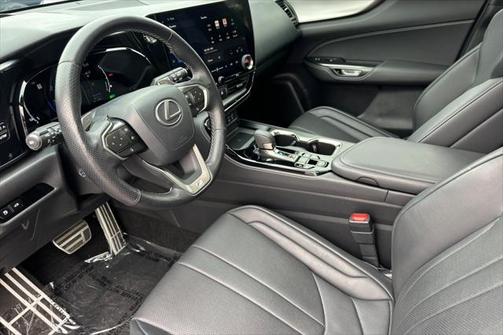 2022 Lexus NX 450h+ F SPORT