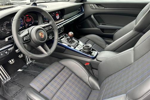 2025 Porsche 911 Carrera T