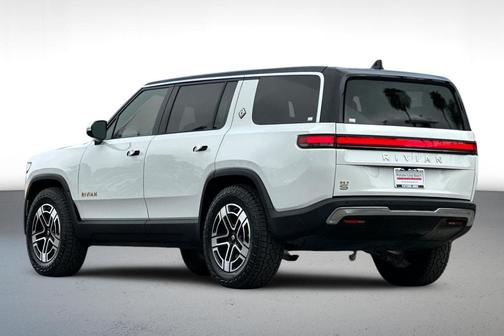 2022 Rivian R1S Launch Edition