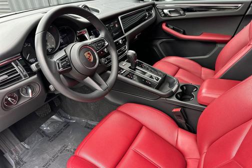 White 2024 Porsche Macan Macan S