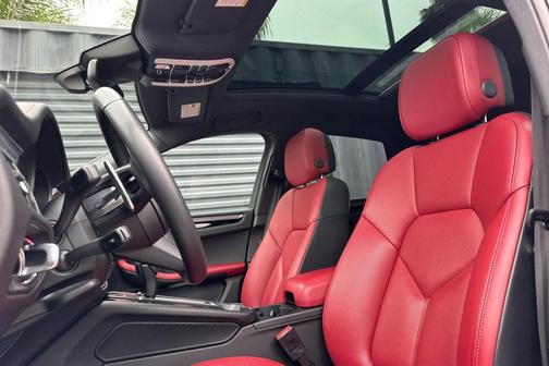 White 2024 Porsche Macan Macan S